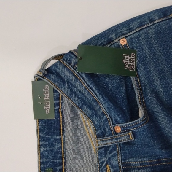 Super High-Rise Baggy Jeans - Picture 4 of 5